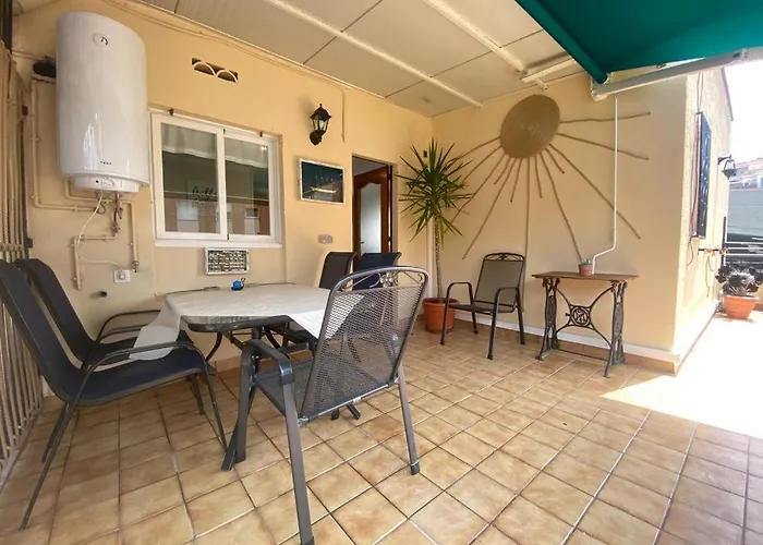 Piso Moderno De Diseno Con Terraza يوريت دي مار